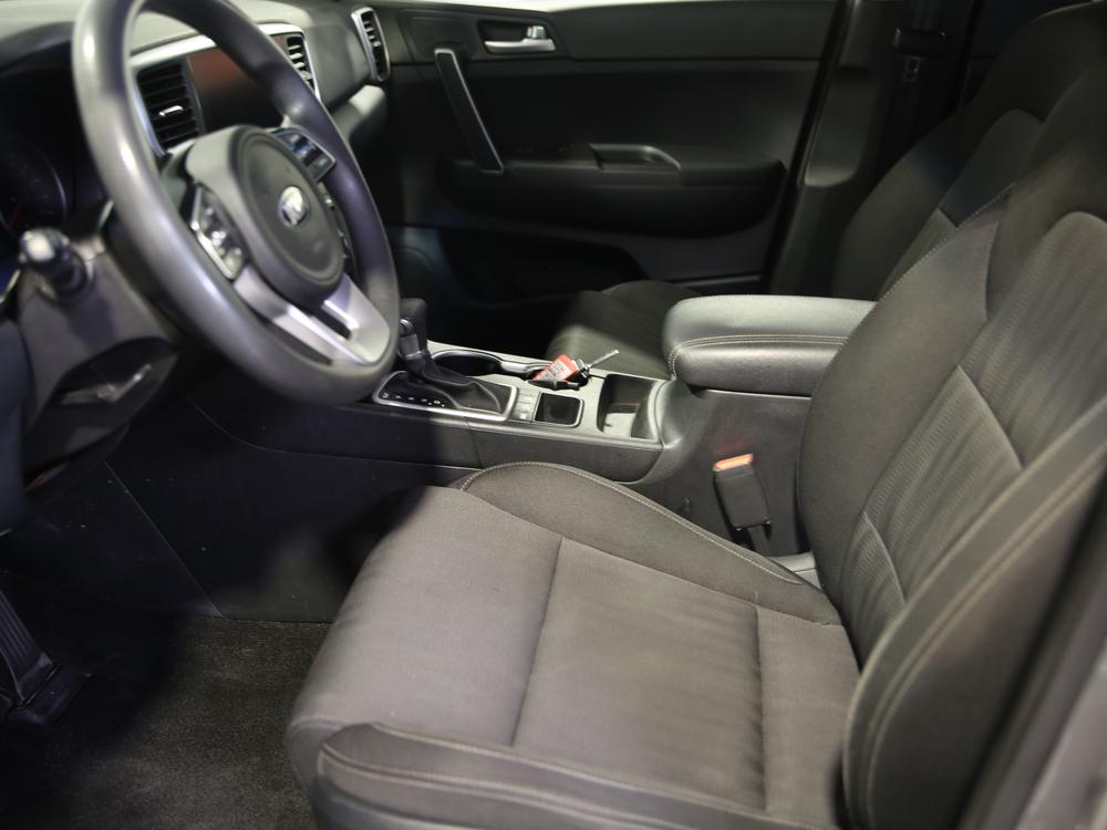 Kia Sportage LX 2021 d&rsquo;occasion à vendre - 16