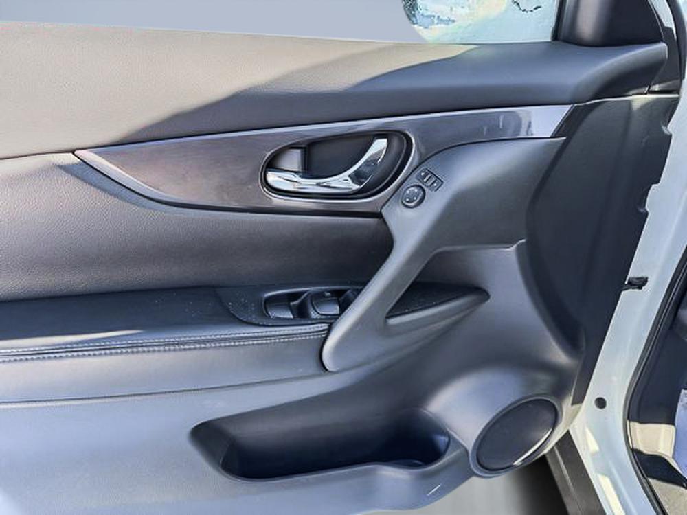 Nissan Rogue 2019 Blanc usage à vendre Nissan Rogue 2019 Blanc usage à vendre