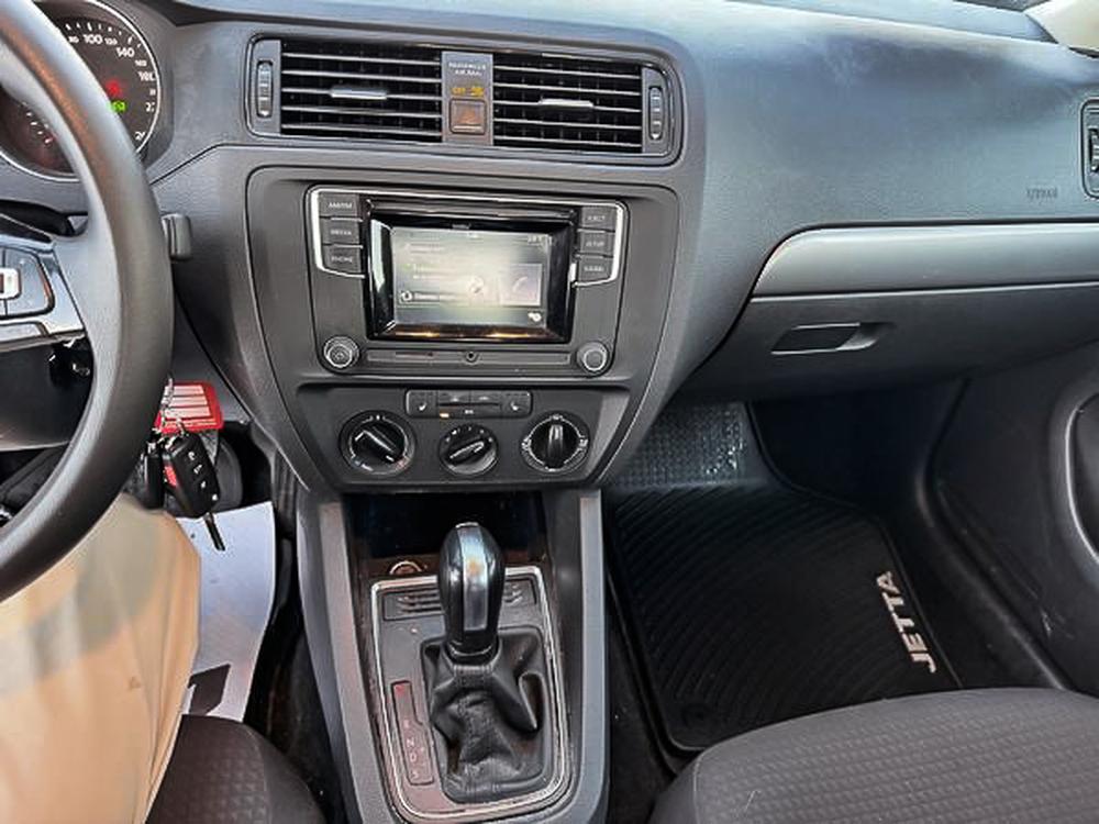 Volkswagen Berline Jetta TRENDLINE 2016 d&rsquo;occasion à vendre - 22