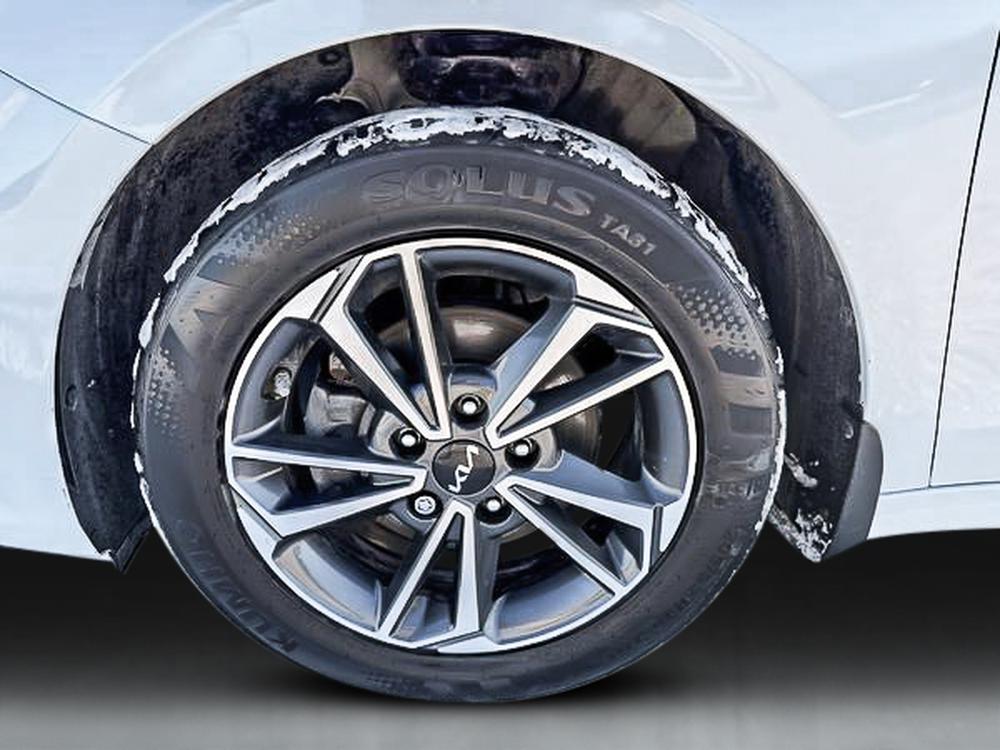 Kia Forte EX 2022 d&rsquo;occasion à vendre - 11