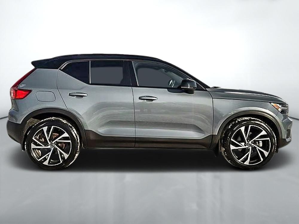 Volvo XC40 T5 R-DESIGN AWD 2022 d&rsquo;occasion à vendre - 4