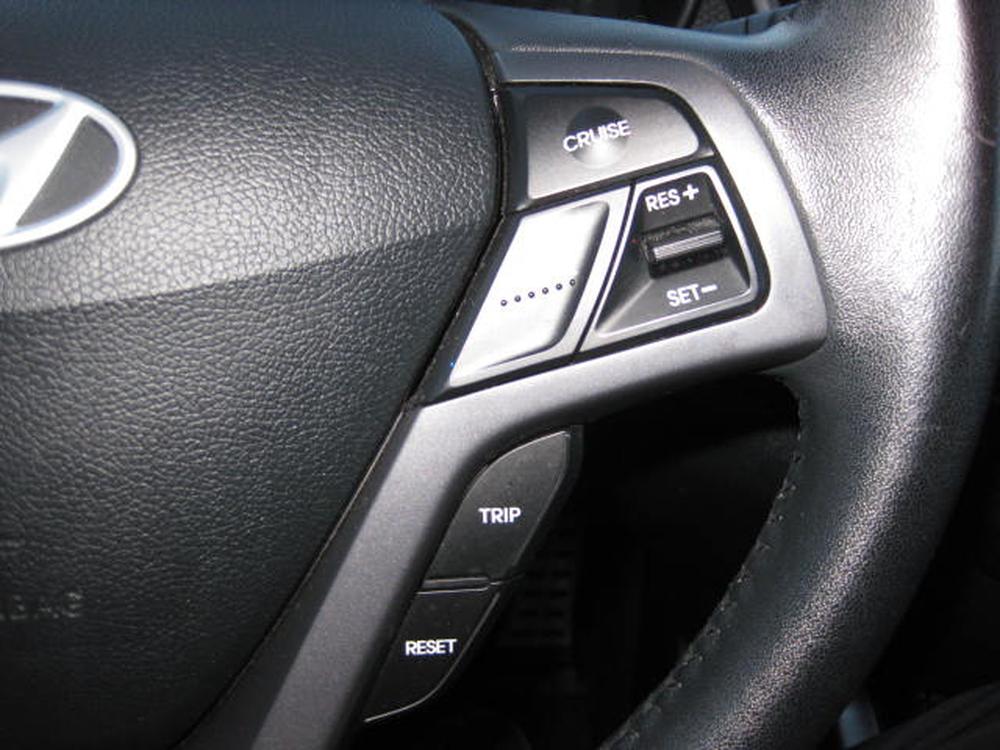 Hyundai Veloster Base Turbo 2013 d&rsquo;occasion à vendre - 16