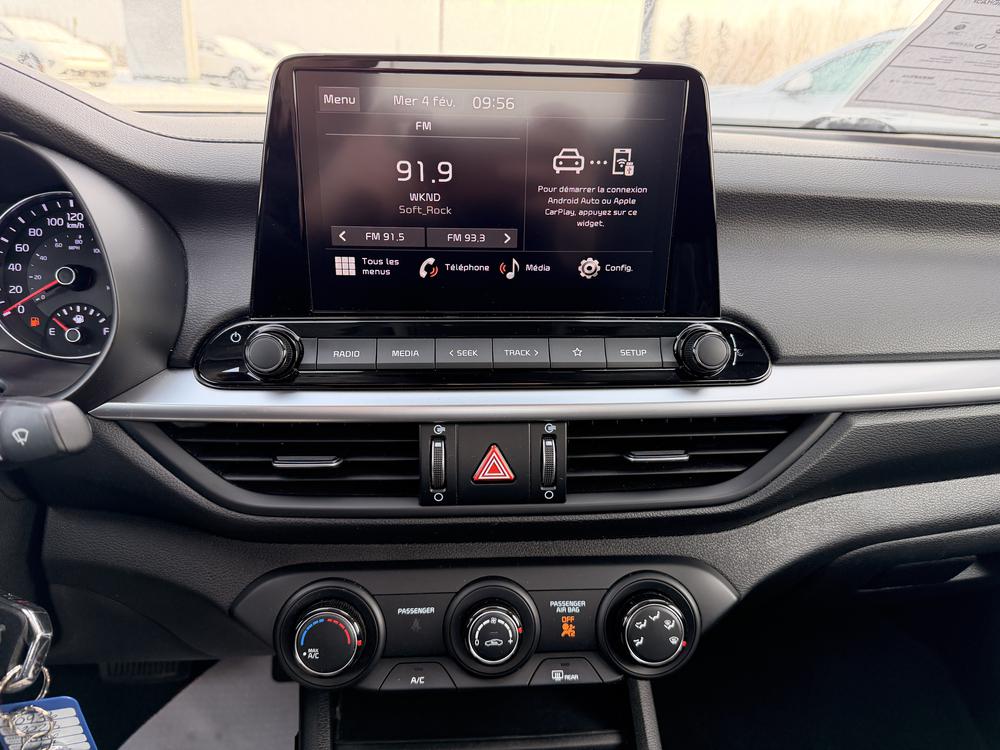 Kia Forte LX 2023 d&rsquo;occasion à vendre - 22