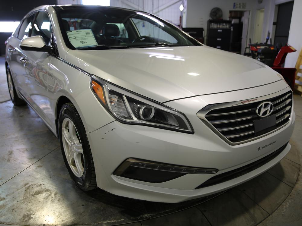 Hyundai Sonata SPORT 2015 d&rsquo;occasion à vendre - 1