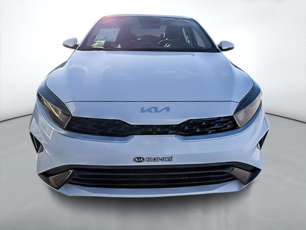Kia Forte EX 2022 d&rsquo;occasion à vendre - 2