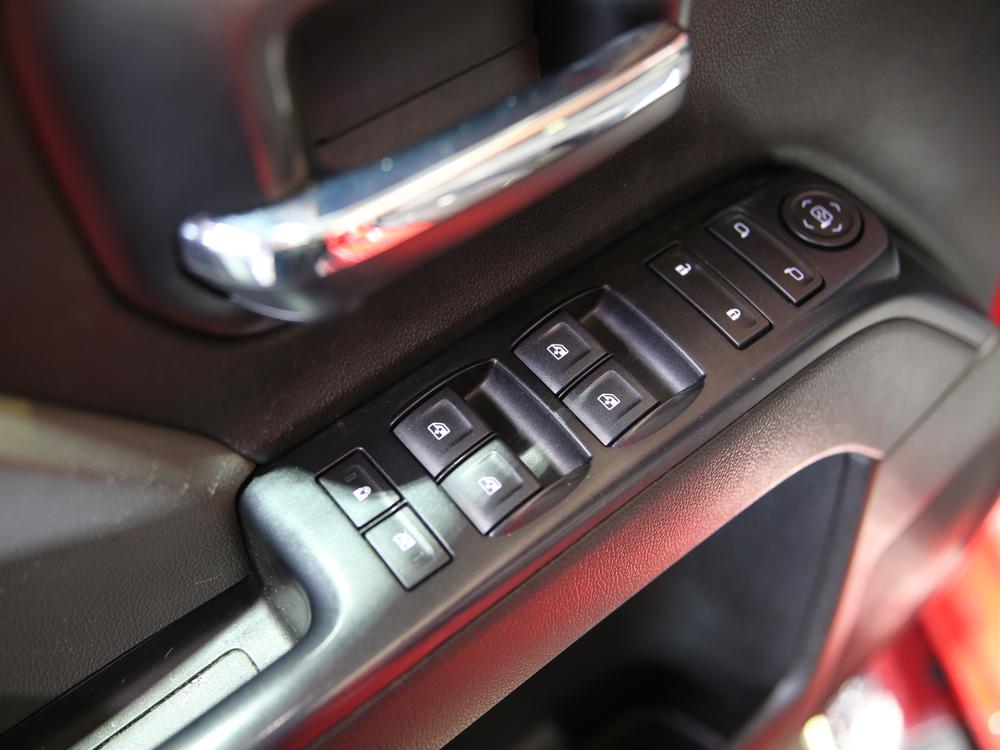 Chevrolet Silverado 1500 CUSTOM 2017 d&rsquo;occasion à vendre - 14