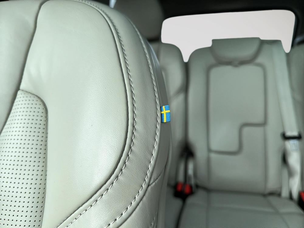 Volvo XC90 B6 ULTIMATE AWD 2023 d&rsquo;occasion à vendre - 14