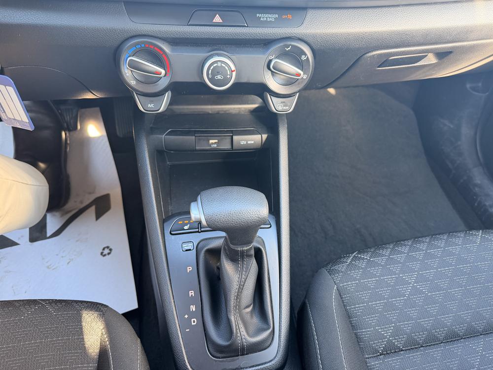 Kia Rio 5 portes LX PREMIUM 2023 d&rsquo;occasion à vendre - 19
