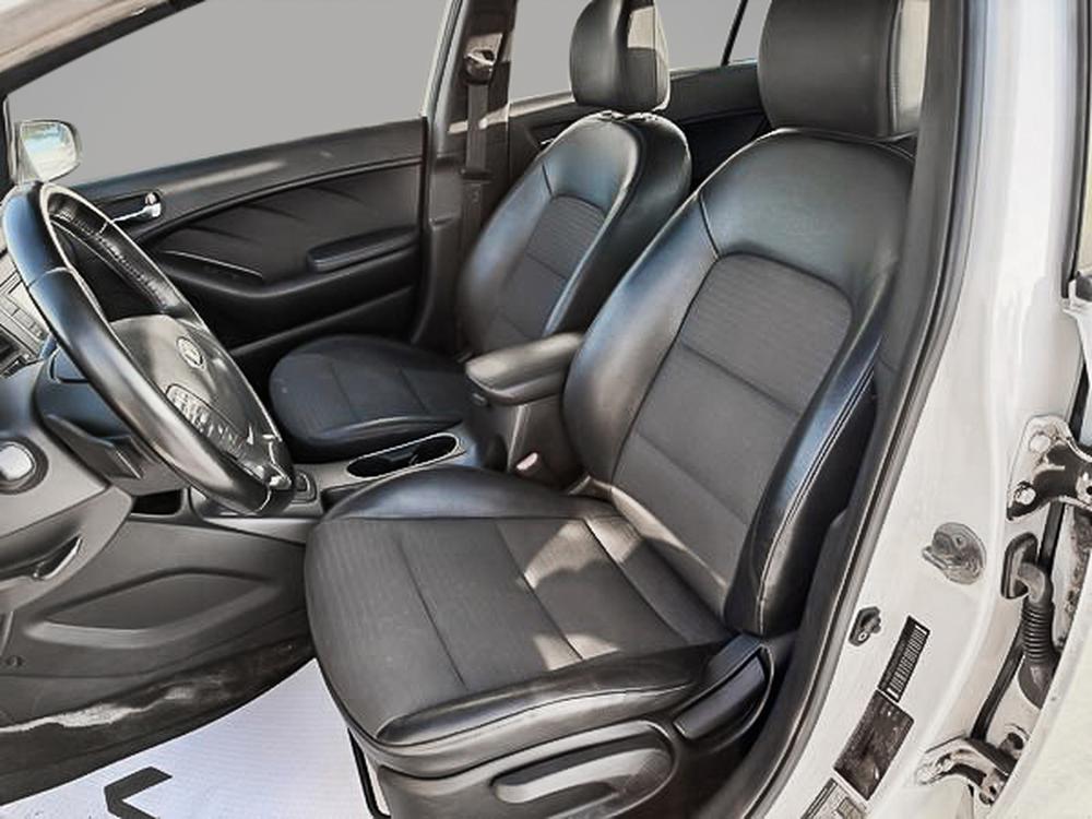 Kia 5 portes Forte SX 2015 d&rsquo;occasion à vendre - 16