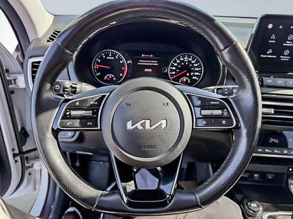 Kia Seltos SX TURBO AWD 2023 d&rsquo;occasion à vendre - 19
