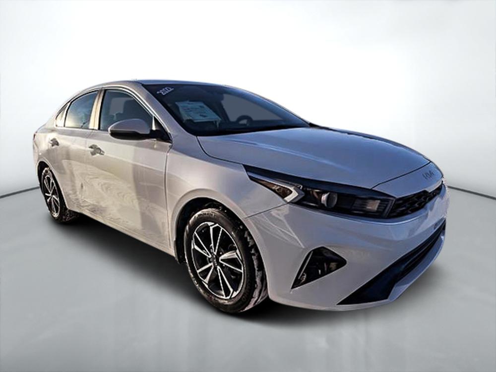 Kia Forte EX 2022 d&rsquo;occasion à vendre - 1