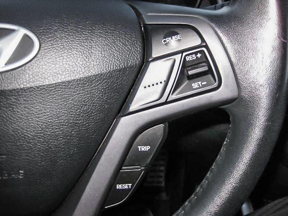 Hyundai Veloster Base Turbo 2013 d&rsquo;occasion à vendre - 16