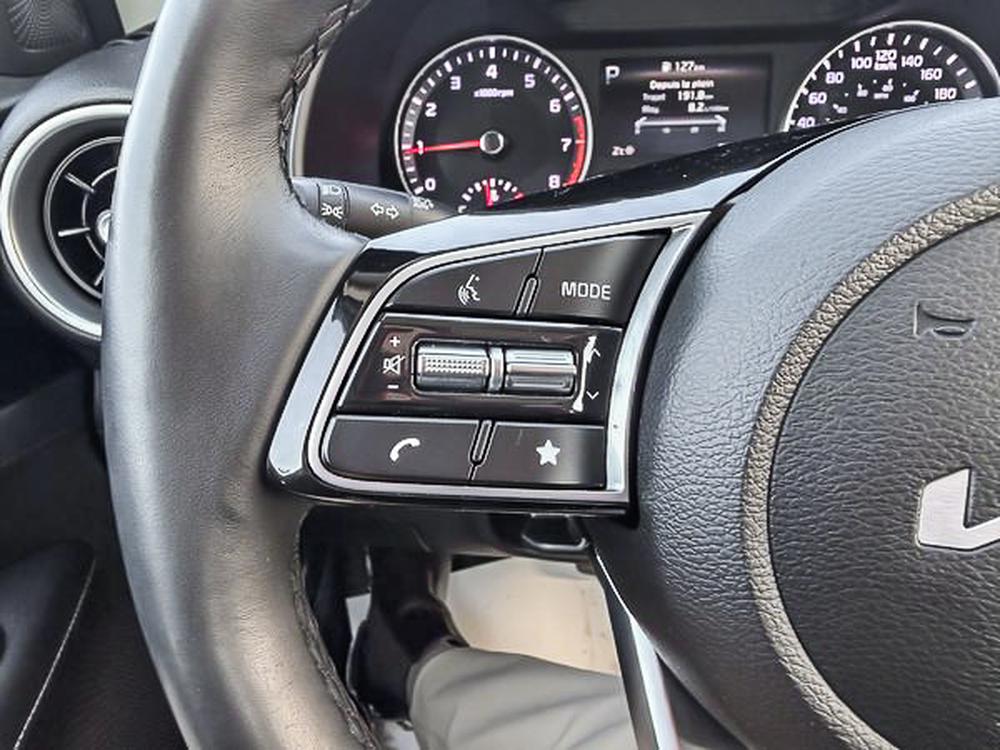 Kia Forte EX 2023 d&rsquo;occasion à vendre - 19