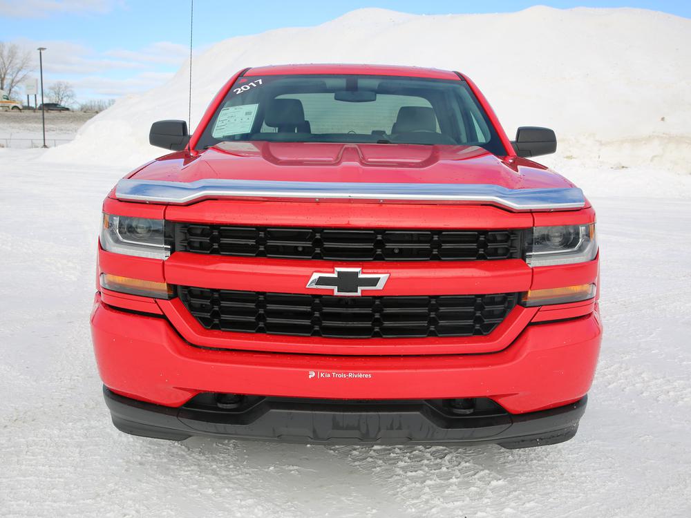 Chevrolet Silverado 1500 CUSTOM 2017 d&rsquo;occasion à vendre - 9