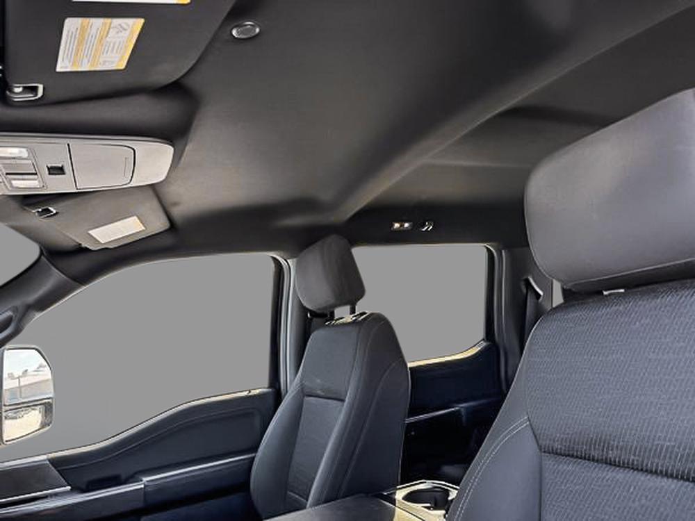 Ford F-150 2021 Noir usage à vendre Ford F-150 2021 Noir usage à vendre