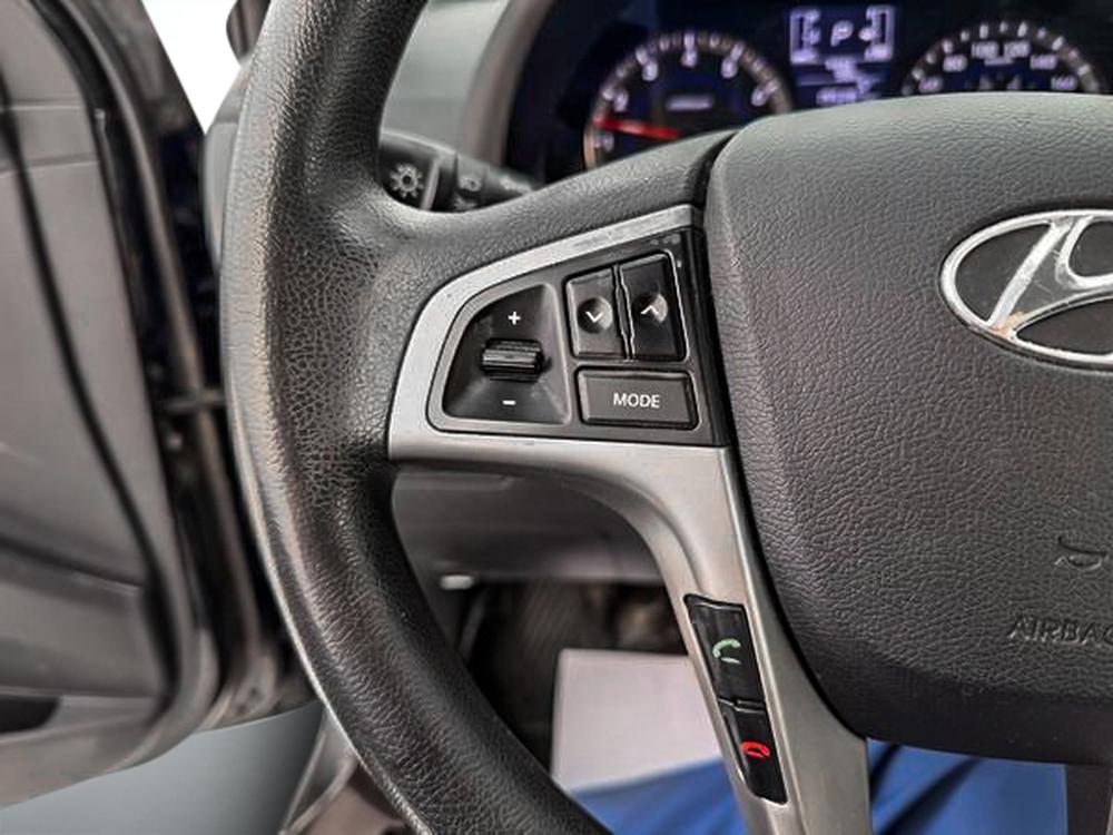 Hyundai Accent SE 2017 d&rsquo;occasion à vendre - 19