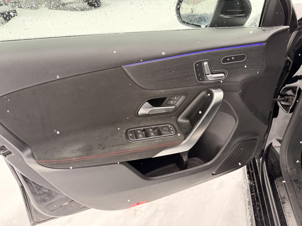 Mercedes-Benz Classe A A250 4MATIC 2019 d&rsquo;occasion à vendre - 13