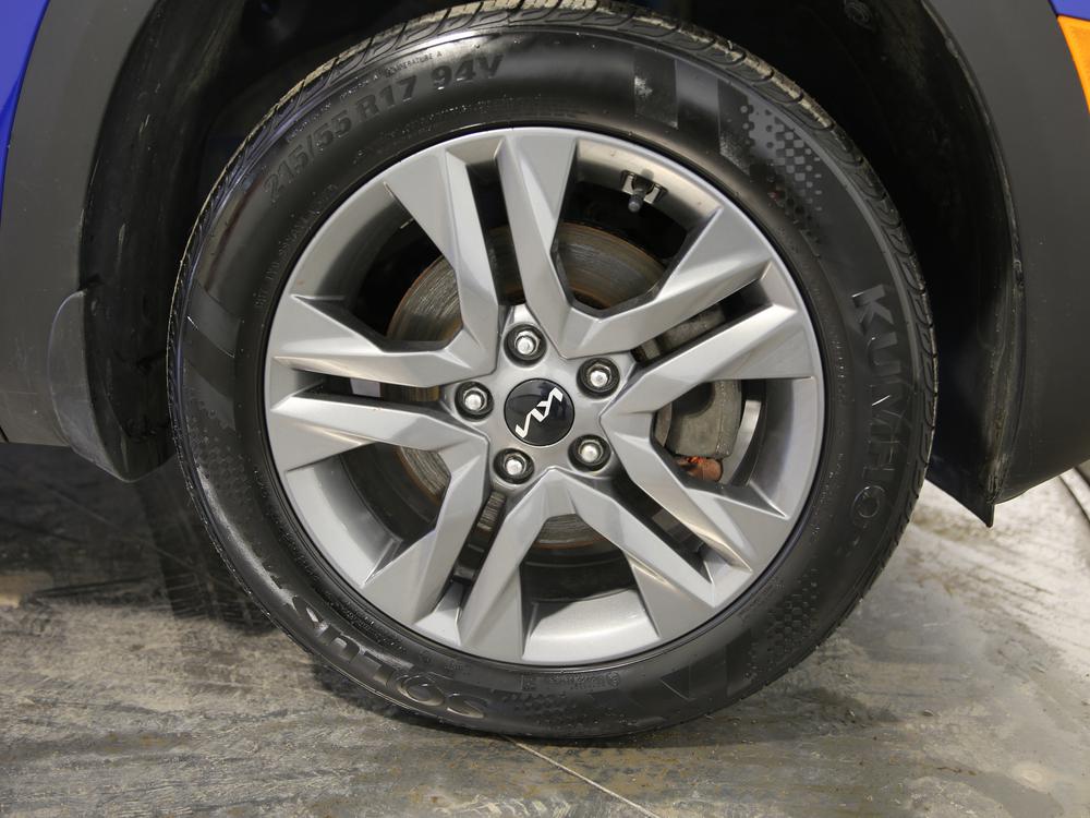 Kia Seltos 2023 Bleu usage à vendre Kia Seltos 2023 Bleu usage à vendre