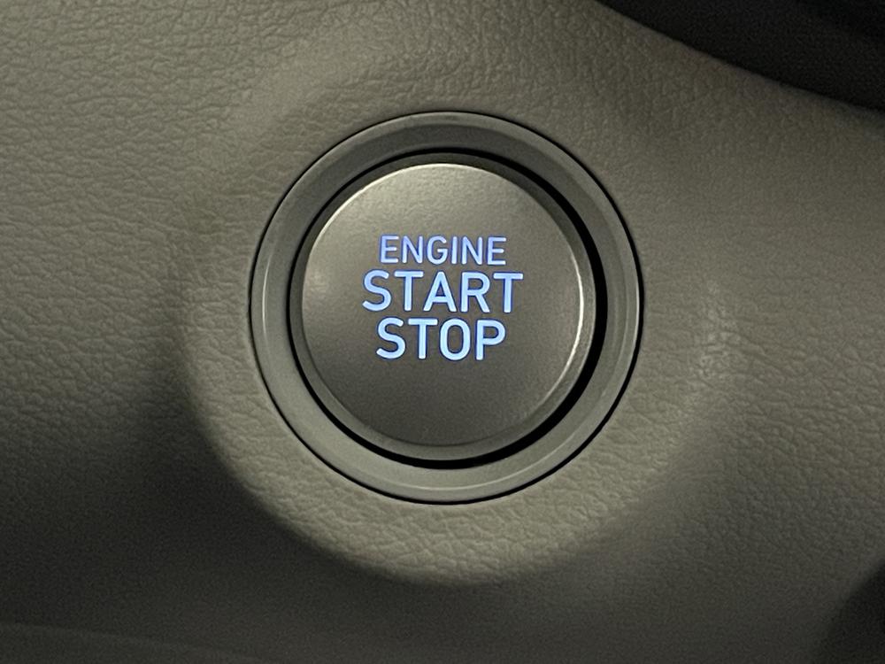 Hyundai Venue Urban Edition / Toit blanc 2022 d&rsquo;occasion à vendre - 19