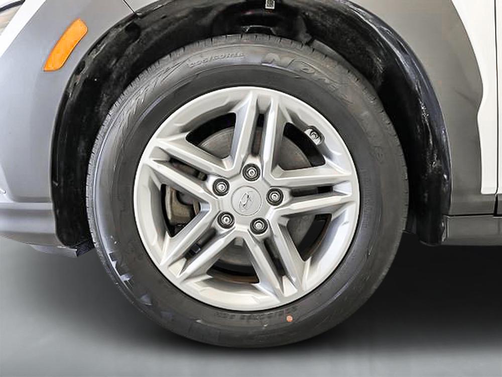 Hyundai Kona Essential AWD 2022 d&rsquo;occasion à vendre - 8