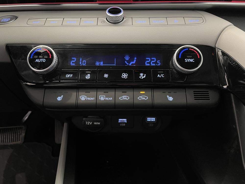 Hyundai Elantra hybride Luxury 2023 d&rsquo;occasion à vendre - 27