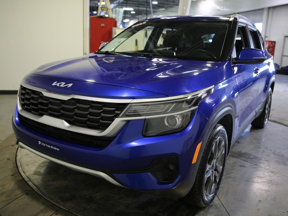 Kia Seltos 2023 Bleu usage à vendre Kia Seltos 2023 Bleu usage à vendre