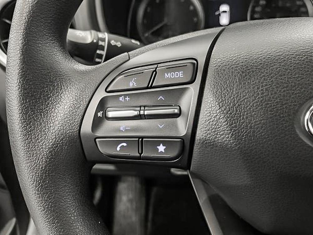 Hyundai Kona Essential AWD 2022 d&rsquo;occasion à vendre - 16