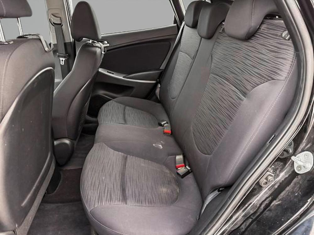 Hyundai Accent SE 2017 d&rsquo;occasion à vendre - 27