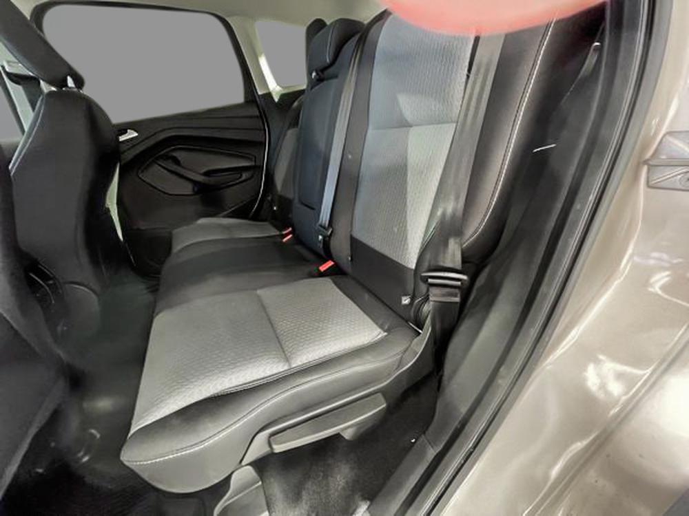 Ford Escape SE 2018 d&rsquo;occasion à vendre - 16