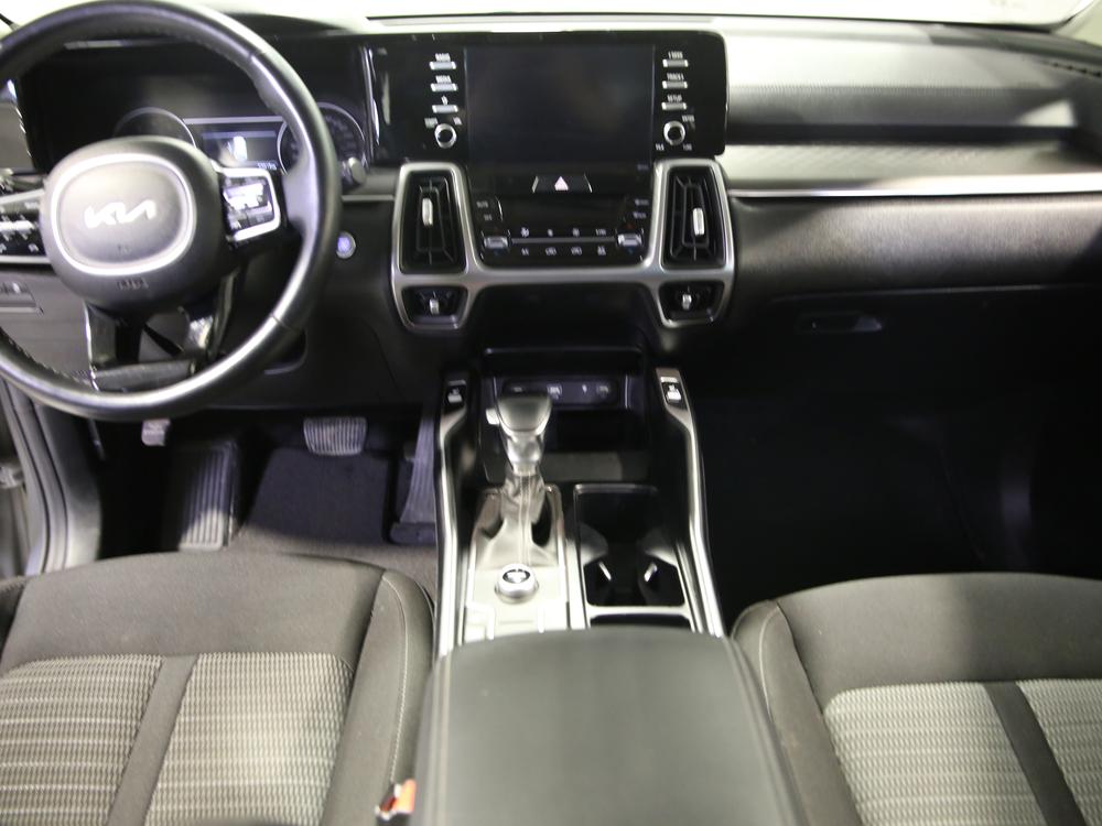Kia Sorento LX 2022 d&rsquo;occasion à vendre - 32