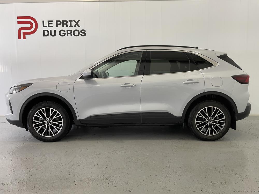 Ford Escape HYBRID PLUG-IN 2025 d&rsquo;occasion à vendre - 4