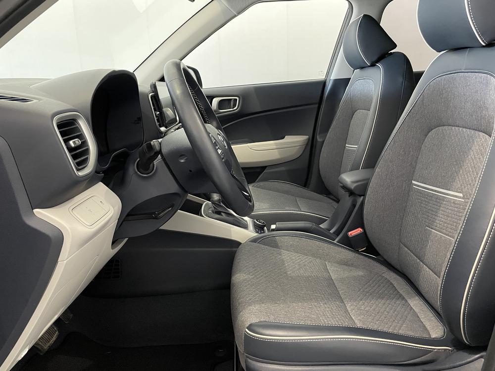 Hyundai Venue Urban Edition / Toit blanc 2022 d&rsquo;occasion à vendre - 13