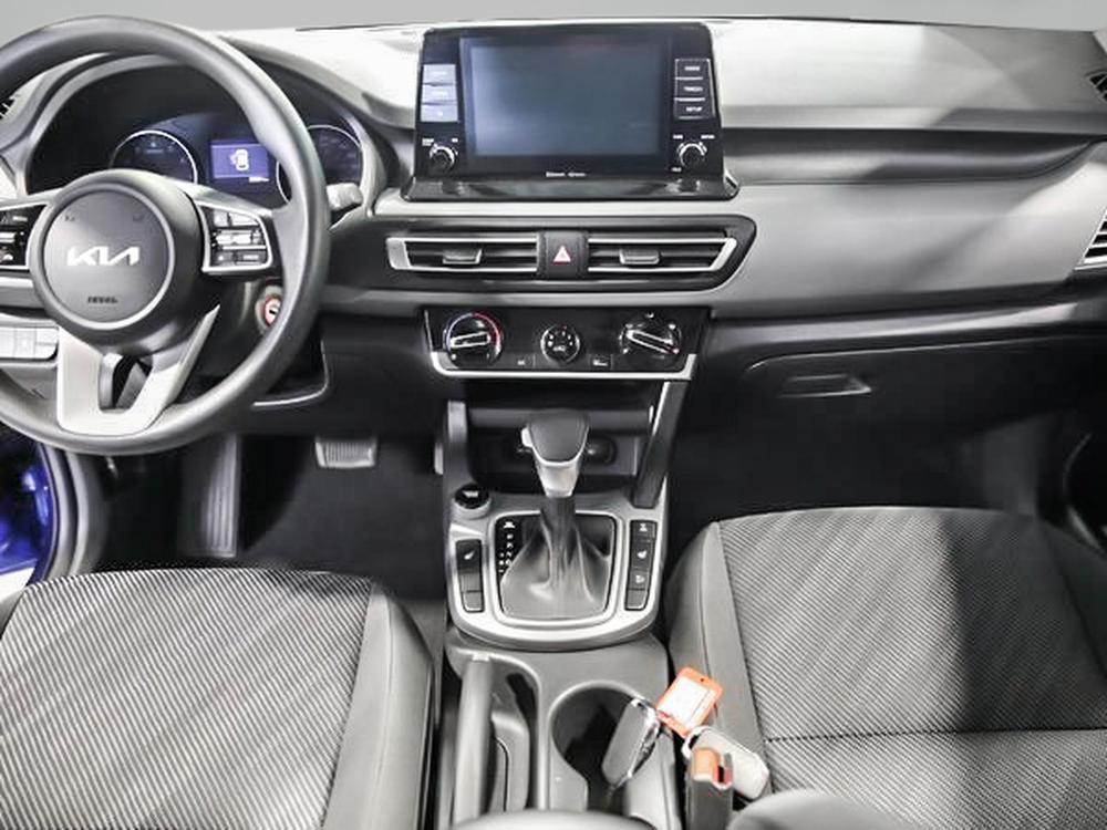 Kia Seltos LX 2023 d&rsquo;occasion à vendre - 31