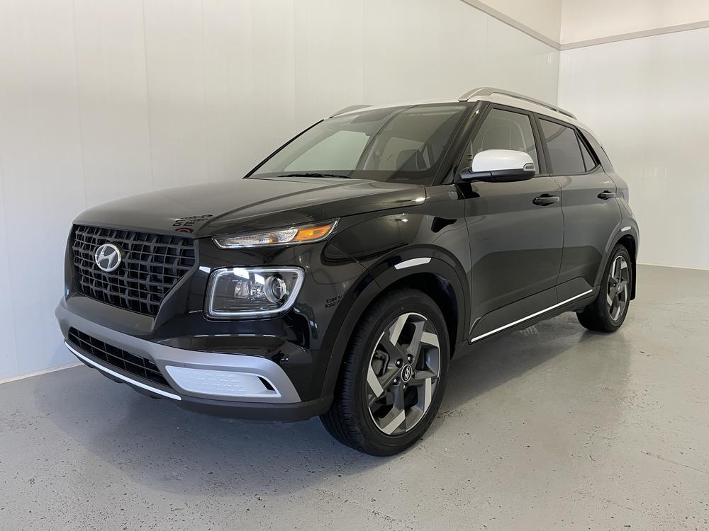 Hyundai Venue Urban Edition / Toit blanc 2022 d&rsquo;occasion à vendre - 3