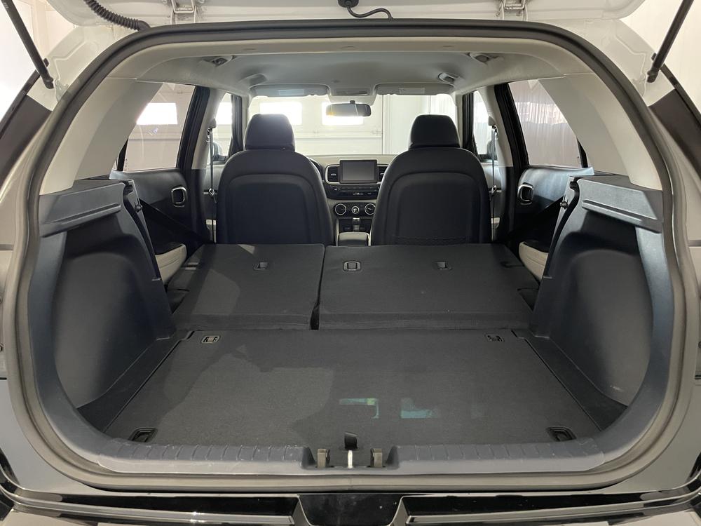 Hyundai Venue Urban Edition / Toit blanc 2022 d&rsquo;occasion à vendre - 31