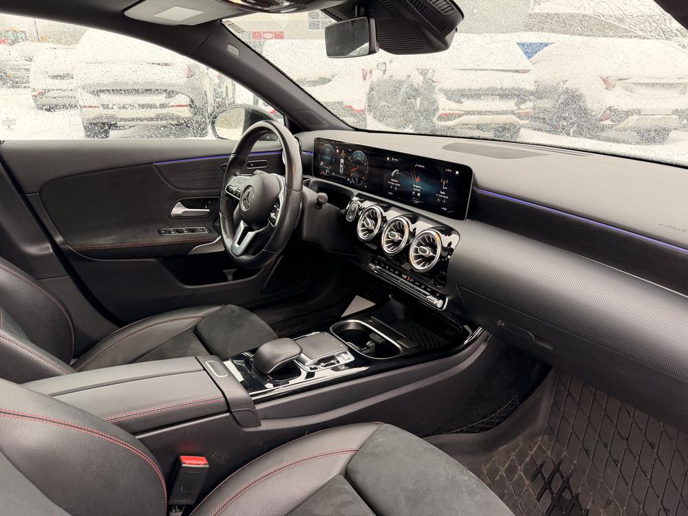 Mercedes-Benz Classe A A250 4MATIC 2019 d&rsquo;occasion à vendre - 33