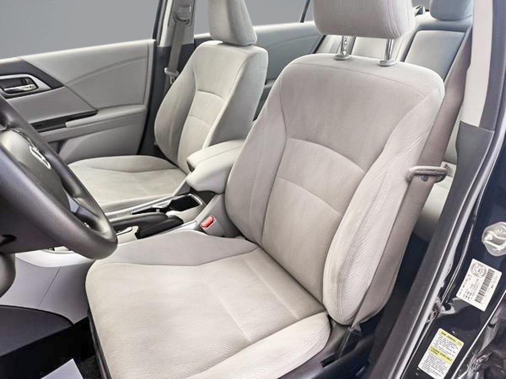 Honda Berline Accord LX 2015 d&rsquo;occasion à vendre - 13
