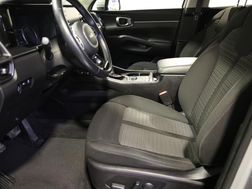 Kia Sorento LX 2022 d&rsquo;occasion à vendre - 16