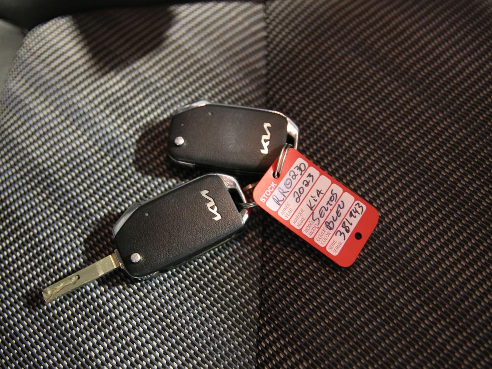 Kia Seltos 2023 Bleu usage à vendre Kia Seltos 2023 Bleu usage à vendre