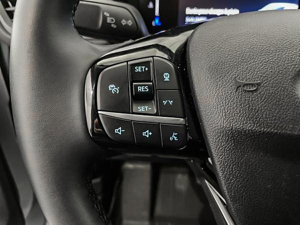 Ford Escape HYBRID PLUG-IN 2025 d&rsquo;occasion à vendre - 17