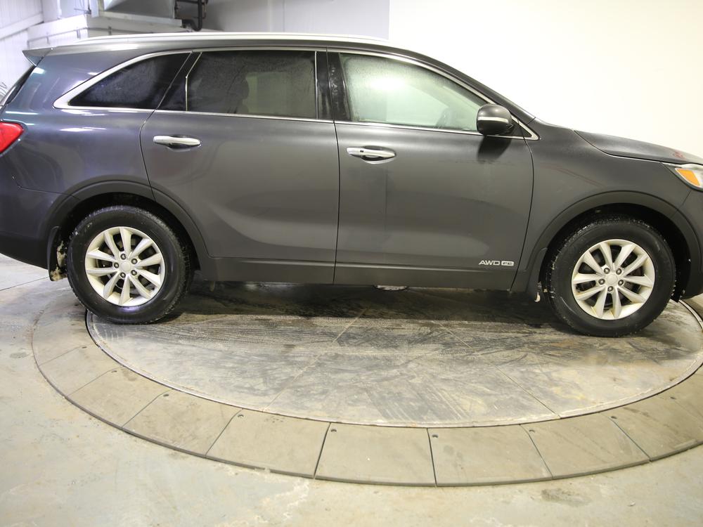 Kia Sorento LX 2018 d&rsquo;occasion à vendre - 2