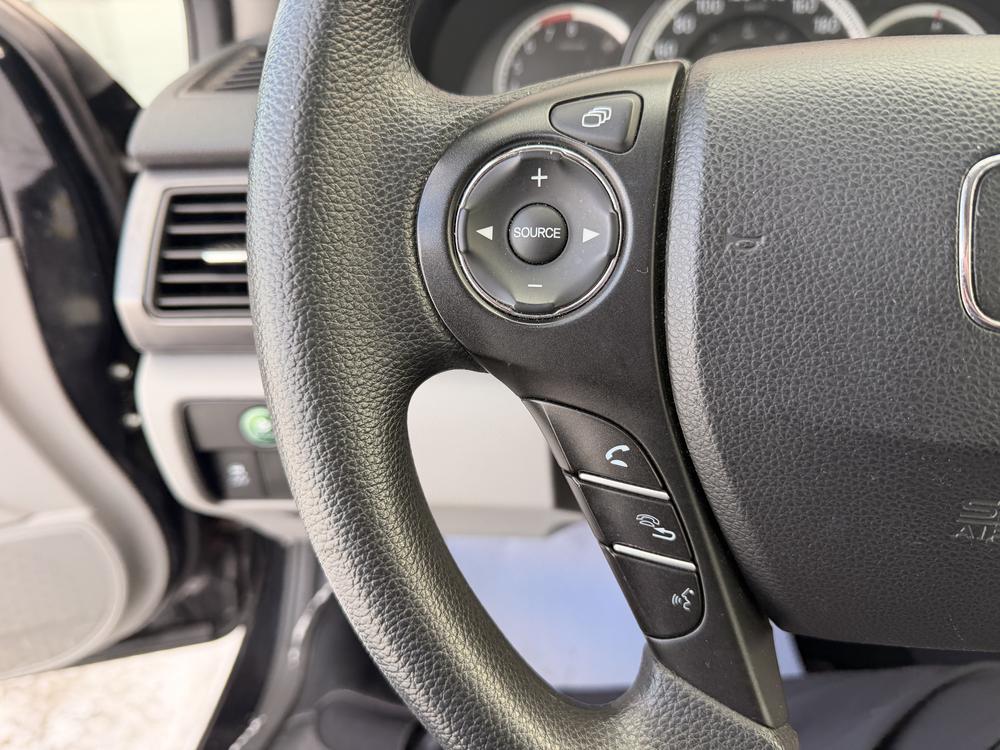 Honda Berline Accord LX 2015 d&rsquo;occasion à vendre - 18