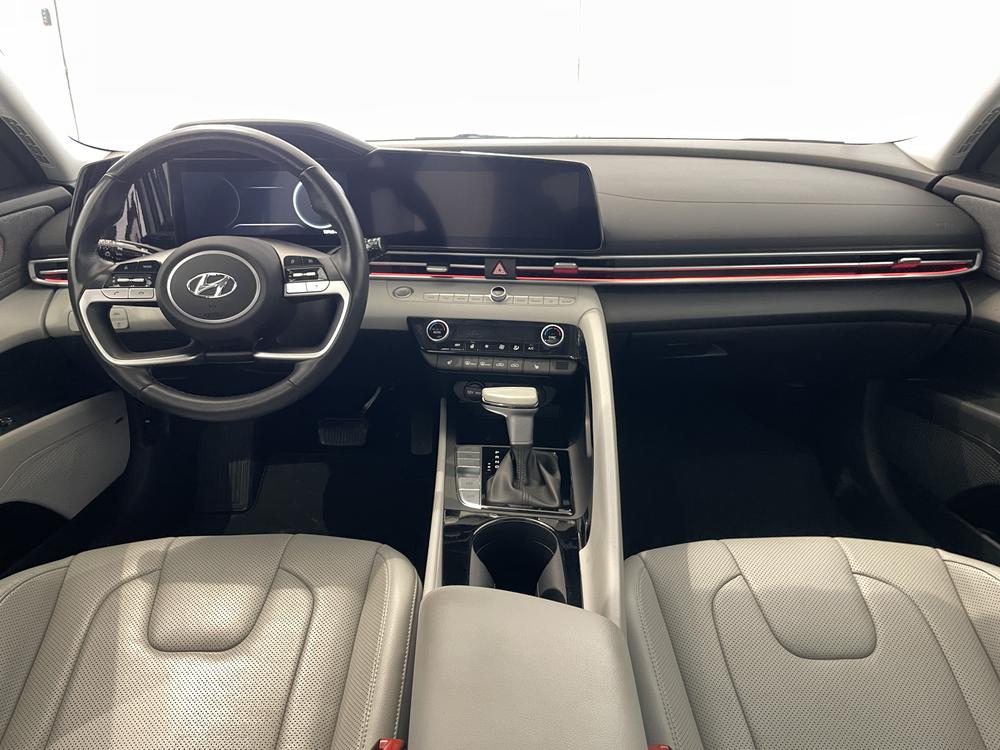 Hyundai Elantra hybride Luxury 2023 d&rsquo;occasion à vendre - 9