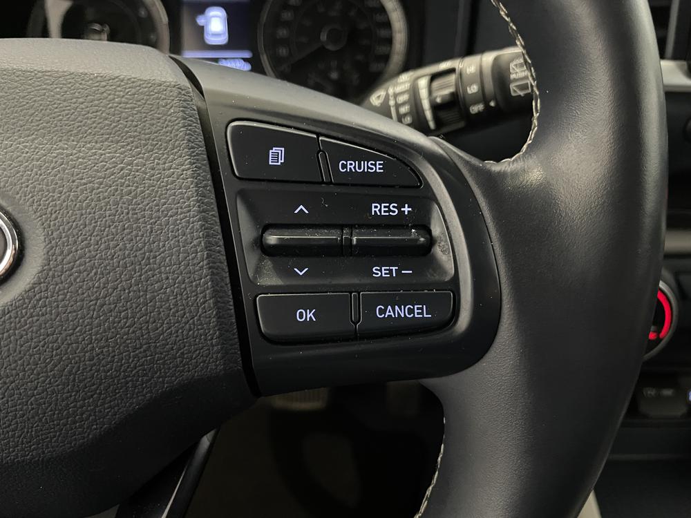 Hyundai Venue Urban Edition / Toit blanc 2022 d&rsquo;occasion à vendre - 17