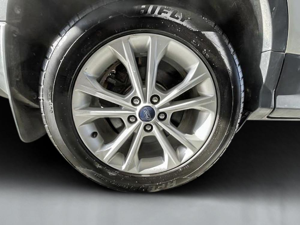 Ford Escape SE 2018 d&rsquo;occasion à vendre - 11