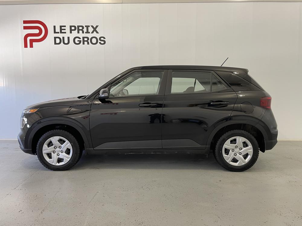 Hyundai Venue Essential 2024 d&rsquo;occasion à vendre - 4