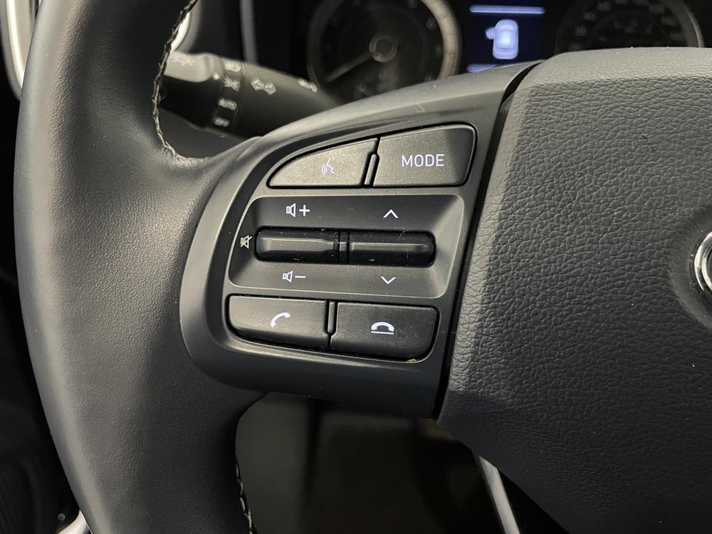 Hyundai Venue Urban Edition / Toit blanc 2022 d&rsquo;occasion à vendre - 16