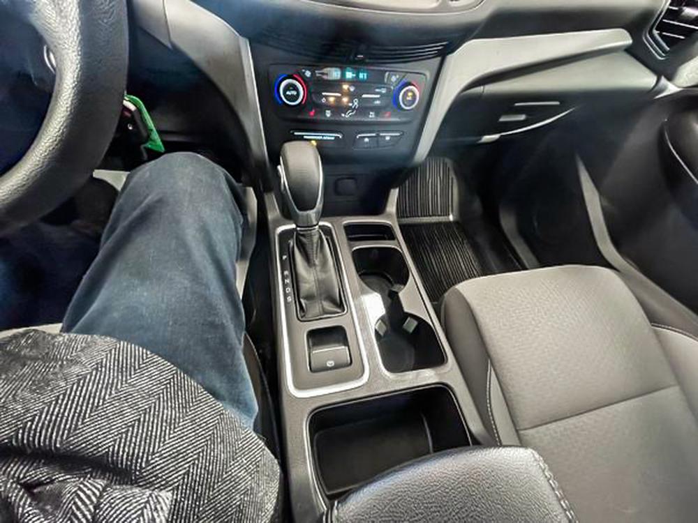 Ford Escape SE 2018 d&rsquo;occasion à vendre - 24