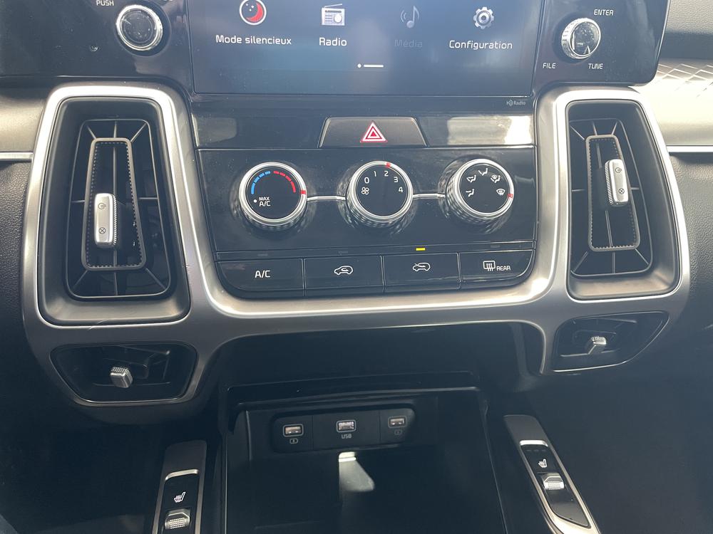 Kia Sorento LX PREMIUM AWD 2021 d&rsquo;occasion à vendre - 24