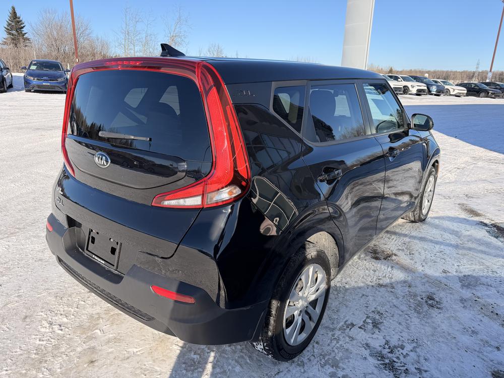 Kia Soul LX 2021 d&rsquo;occasion à vendre - 8